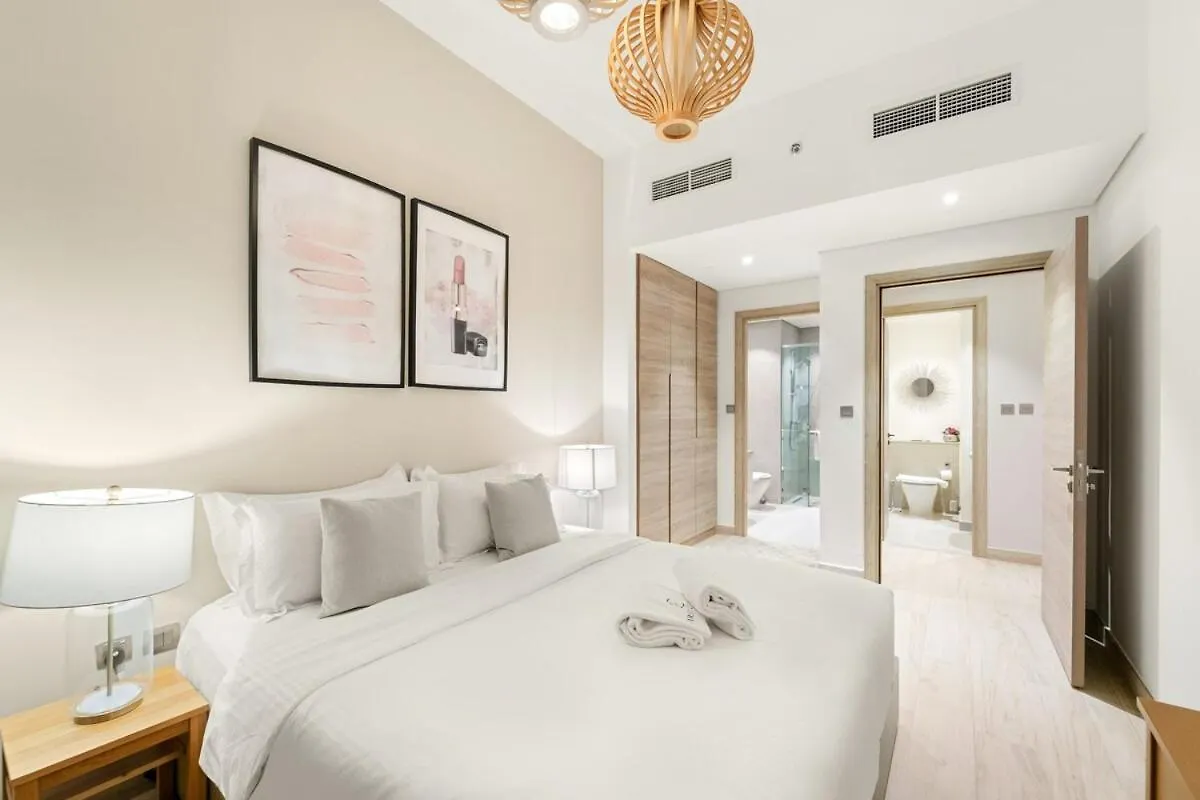Apartment First Class 1Br Elegant Marina Hideaway Dubai United Arab Emirates