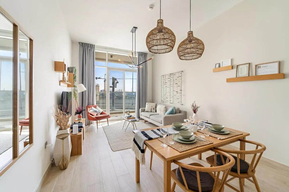 First Class 1Br Elegant Marina Hideaway Dubai